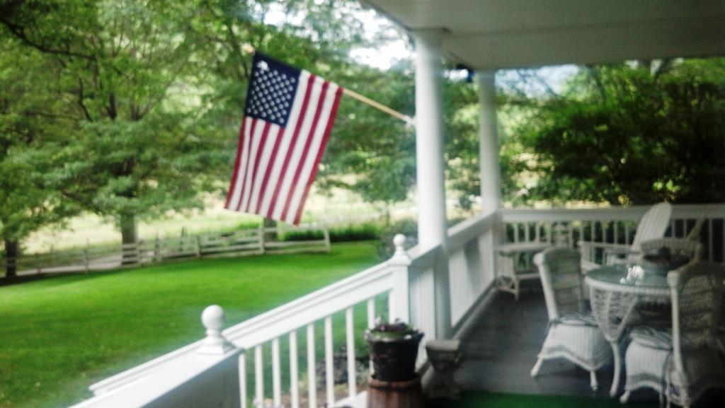 Buffalo Tavern Bed And Breakfast เวสต์เจฟเฟอร์สัน ภายนอก รูปภาพ
